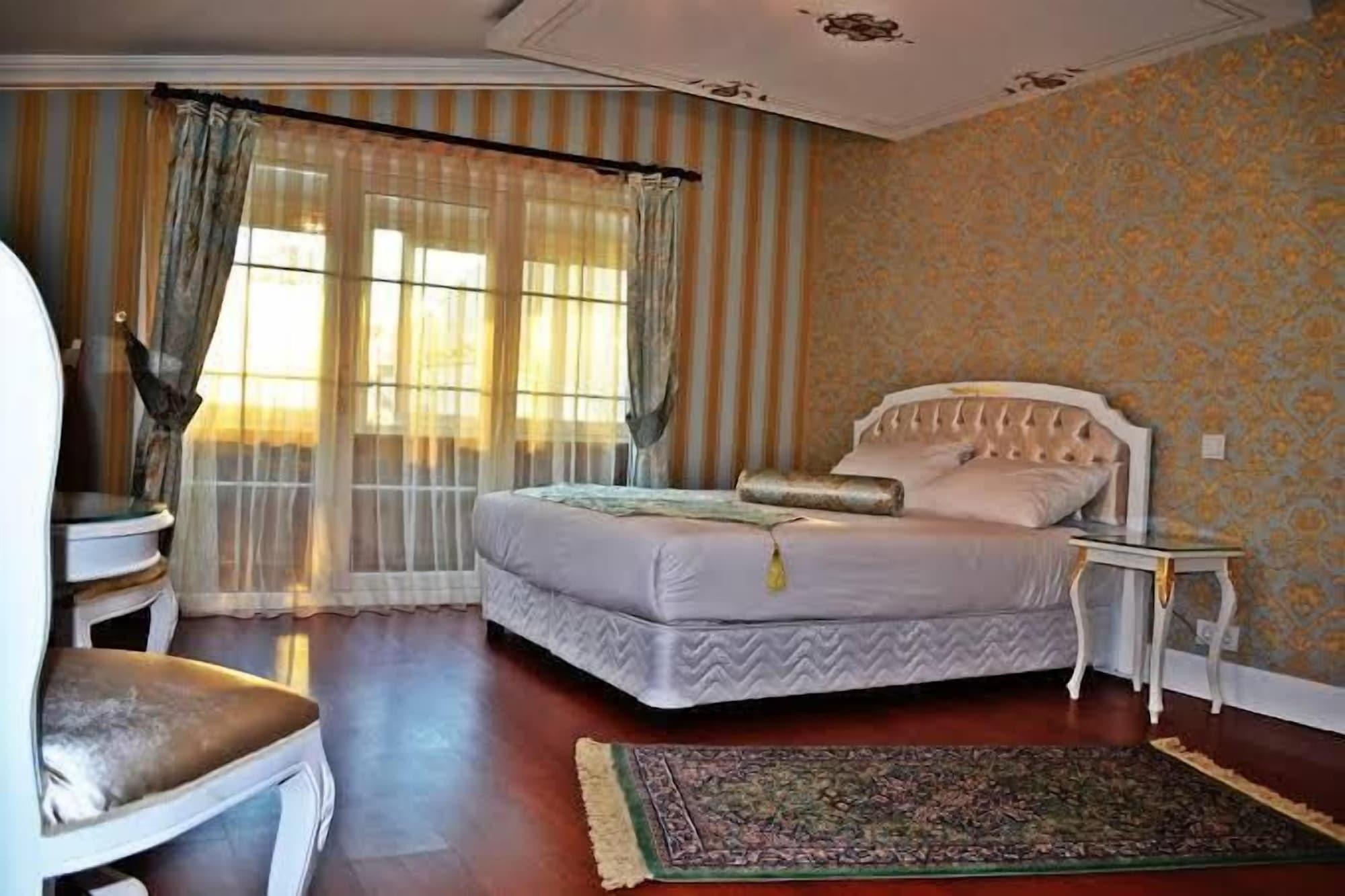 Alyon Hotel Taksim Estambul Exterior foto