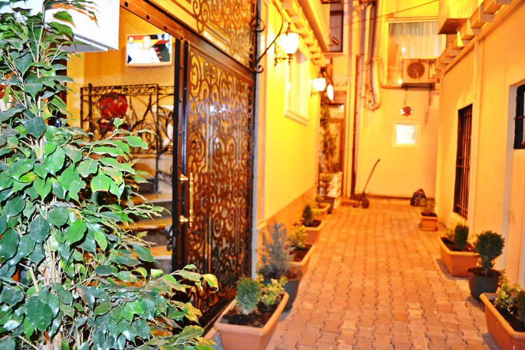 Alyon Hotel Taksim Estambul Exterior foto