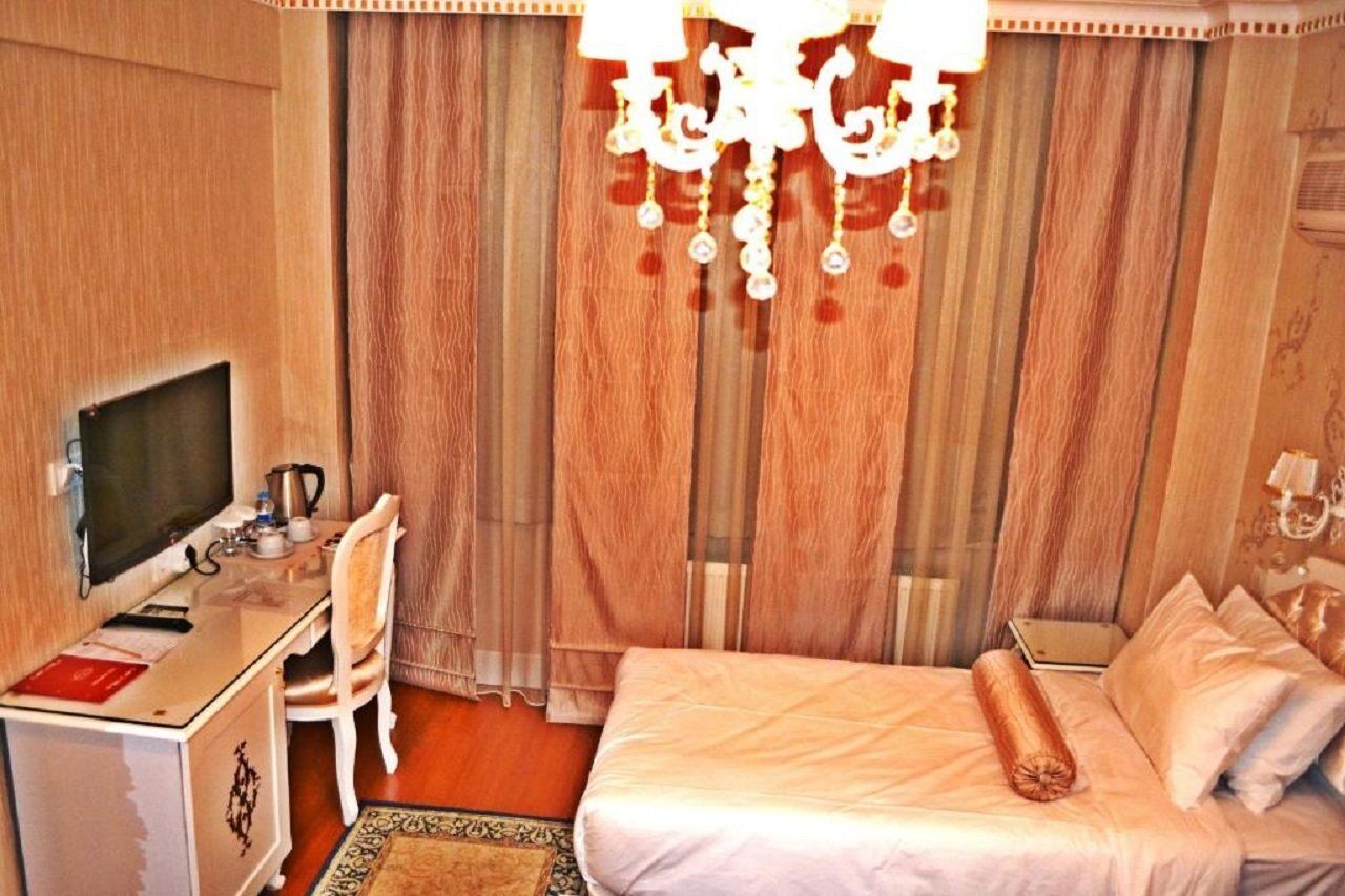 Alyon Hotel Taksim Estambul Exterior foto